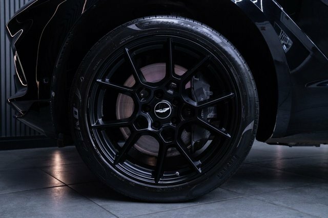 Aston Martin DBX V8 550 #7