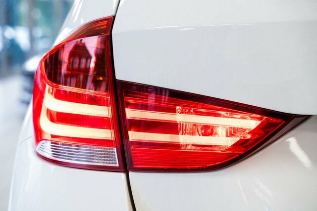 BMW X1 Xline White #11