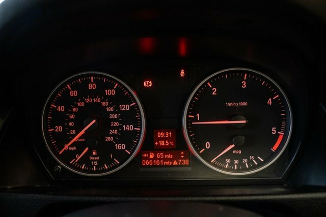 BMW X1 Xline White #21