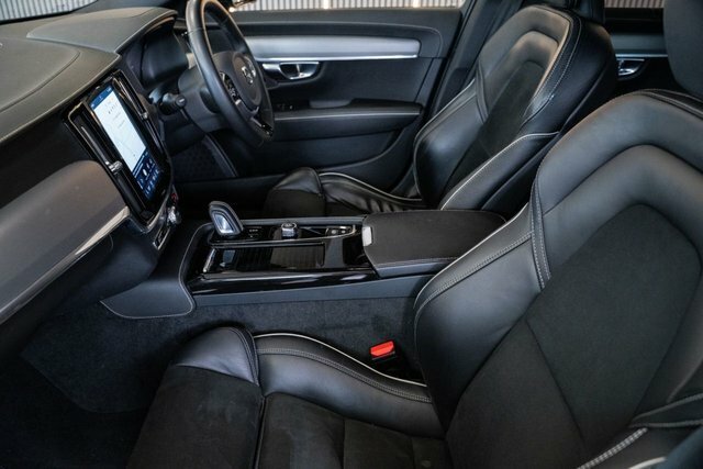 Volvo V90 B4 R-design Mhev White #29