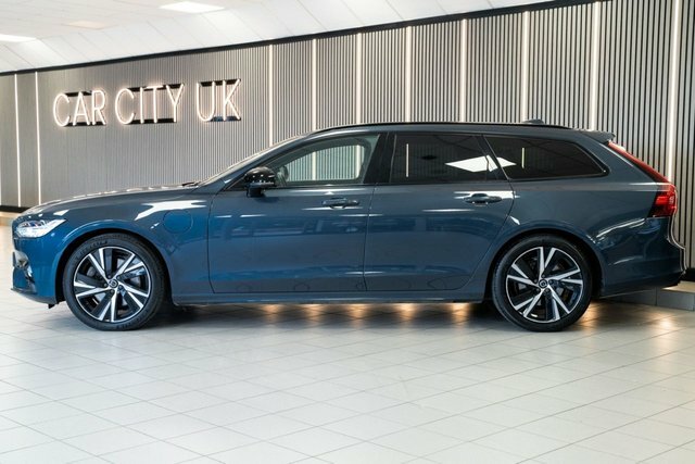 Volvo V90 B4 R-design Mhev White #8