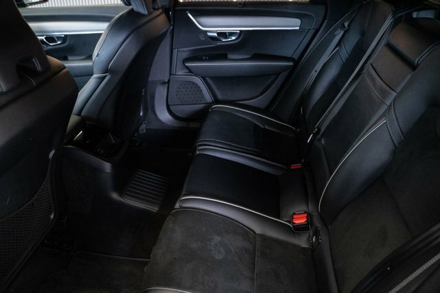 Volvo V90 B4 R-design Mhev White #31