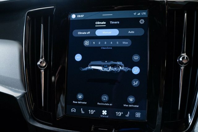 Volvo V90 B4 R-design Mhev White #25
