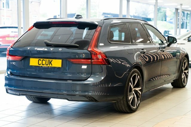 Volvo V90 B4 R-design Mhev White #10
