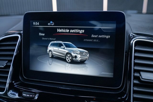Mercedes-Benz GLS Class 350D V6 Amg Black #25