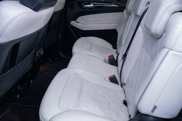 Mercedes-Benz GLS Class 350D V6 Amg Black #30