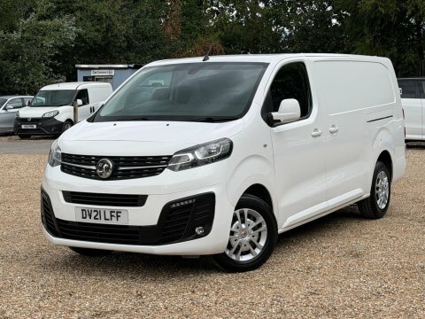 Vauxhall Vivaro 1.5 Turbo D White #3
