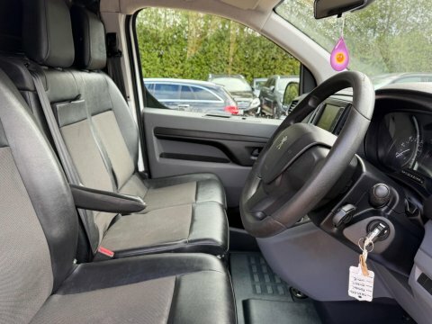 Peugeot Expert Panel Van 2.0 Bluehdi 1400 Professional Long Panel Black #30
