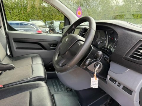 Peugeot Expert Panel Van 2.0 Bluehdi 1400 Professional Long Panel Black #31