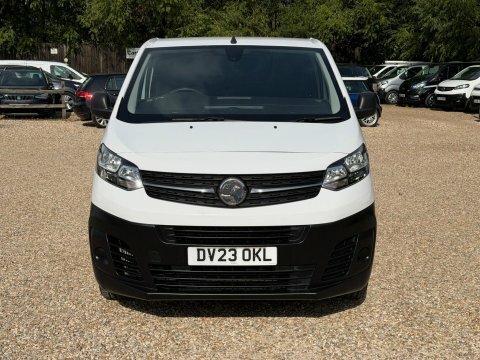 Vauxhall Vivaro 1.5 Turbo D White #2