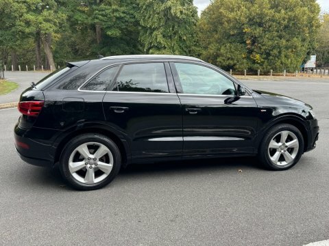 Audi Q3 2.0 Tdi Quattro Se Black #16