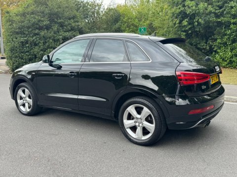 Audi Q3 2.0 Tdi Quattro Se Black #8