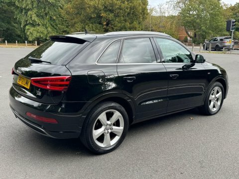 Audi Q3 2.0 Tdi Quattro Se Black #14