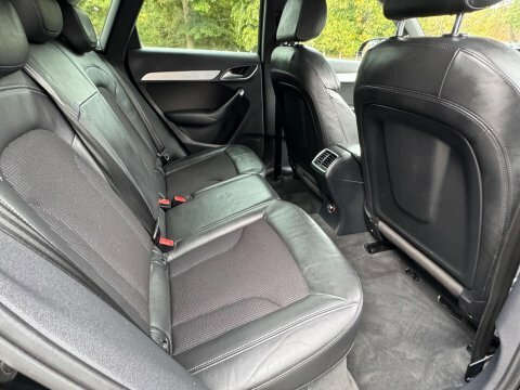 Audi Q3 2.0 Tdi Quattro Se Black #26
