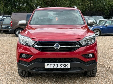 SsangYong Musso 2.2D Saracen 4Wd Red #2