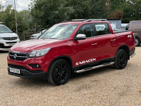 SsangYong Musso 2.2D Saracen 4Wd Red #6