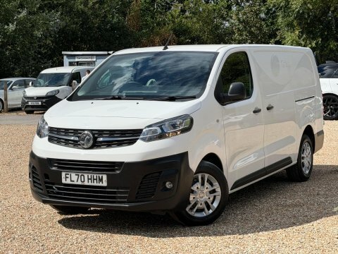 Vauxhall Vivaro 2.0 Turbo D White #2