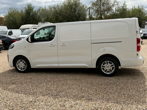 Vauxhall Vivaro 1.5 Turbo D 2900 White #8
