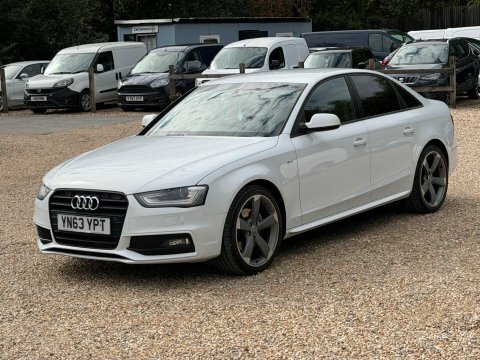 Audi A4 2.0 Tdi Black White #4