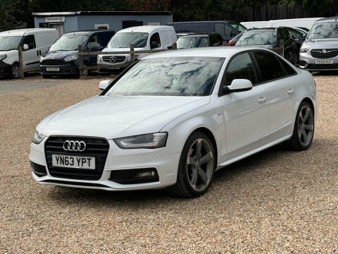 Audi A4 2.0 Tdi Black White #5