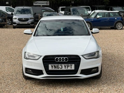 Audi A4 2.0 Tdi Black White #2