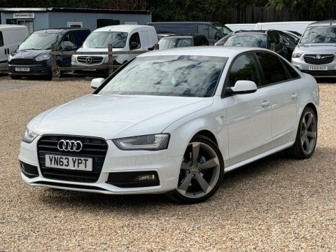 Audi A4 2.0 Tdi Black White