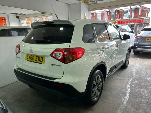 Suzuki Vitara 1.6 Sz4 Suv Euro 6 S S 120 Ps White #2