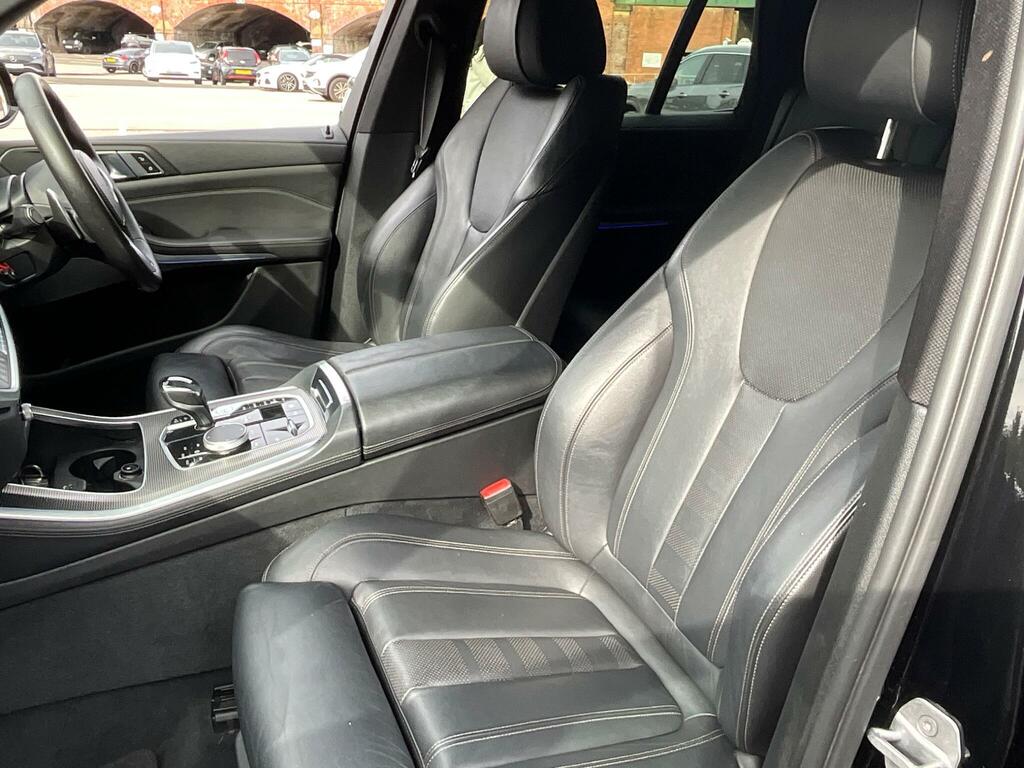 BMW X5 X5 M50i White #39