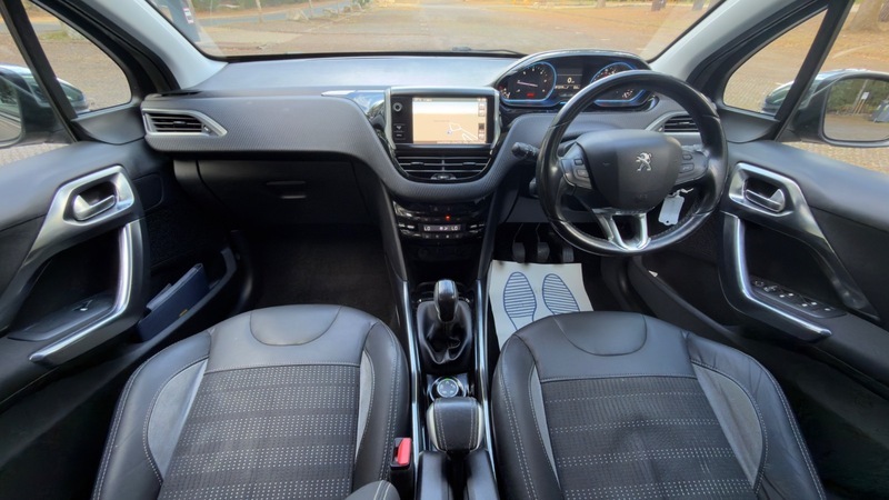 Peugeot e-2008 E-hdi Allure Grey #3