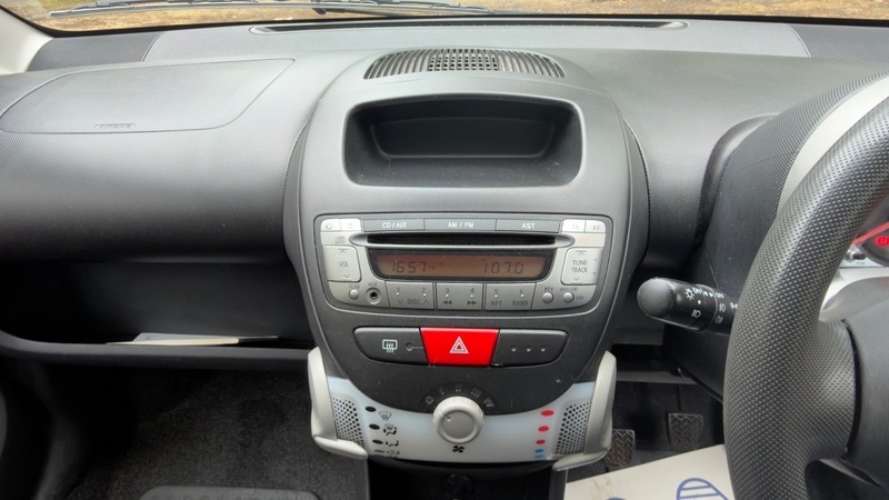Peugeot 107 Active Black #32