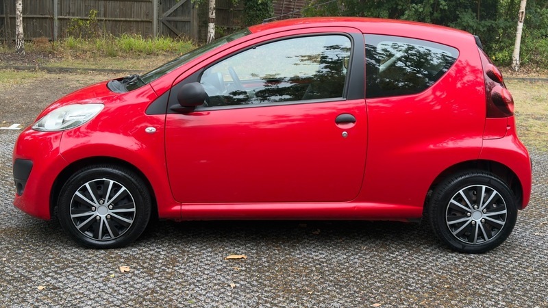 Peugeot 107 Active Black #12