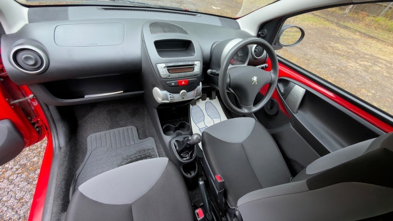 Peugeot 107 Active Black #26