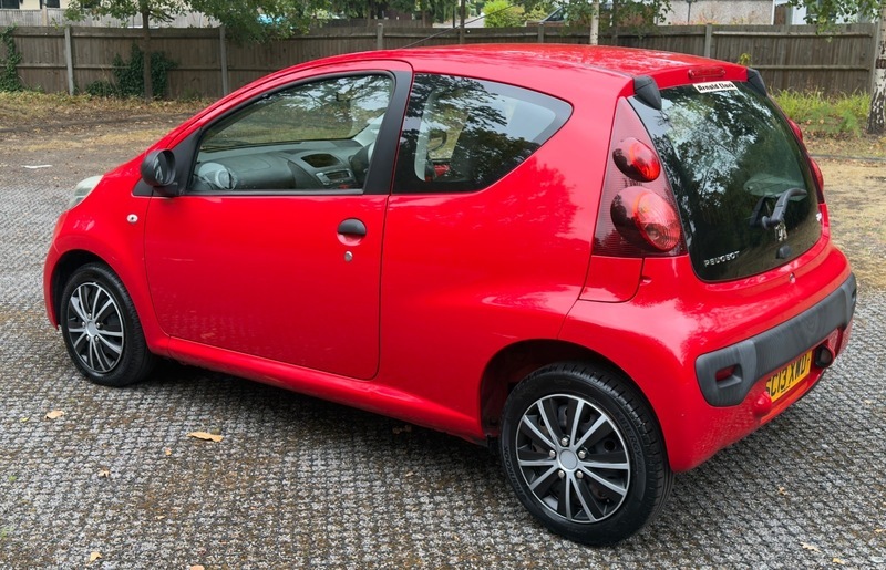 Peugeot 107 Active Black #13