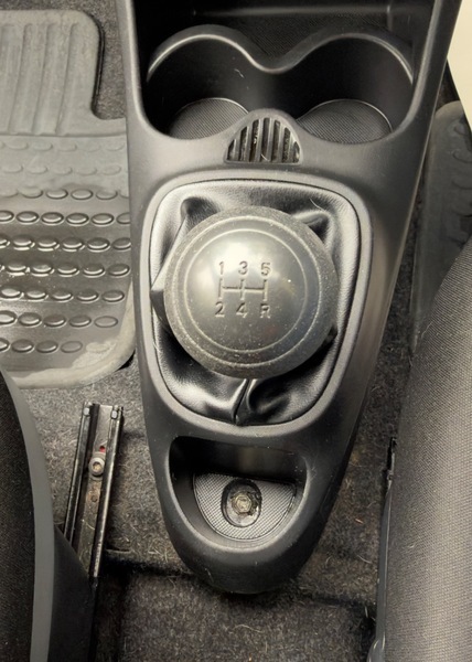 Peugeot 107 Active Black #29