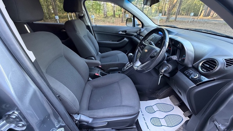 Chevrolet Orlando Vcdi Lt Grey #4