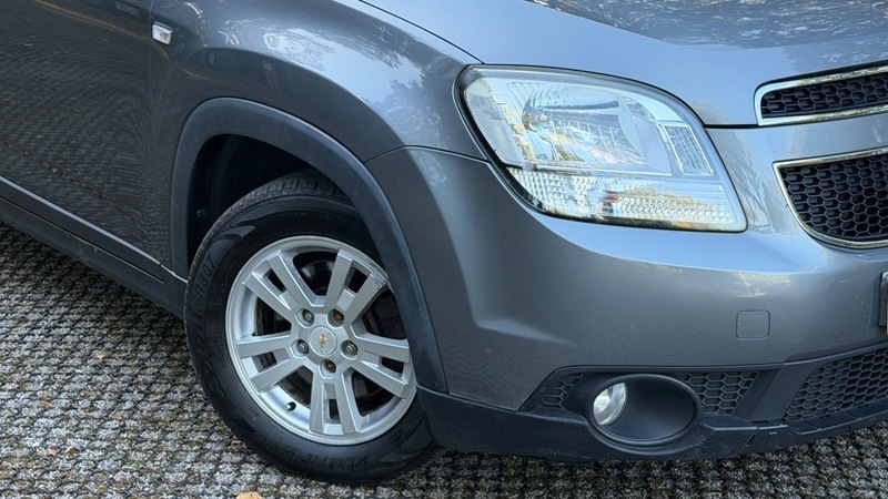Chevrolet Orlando Lt Grey #15