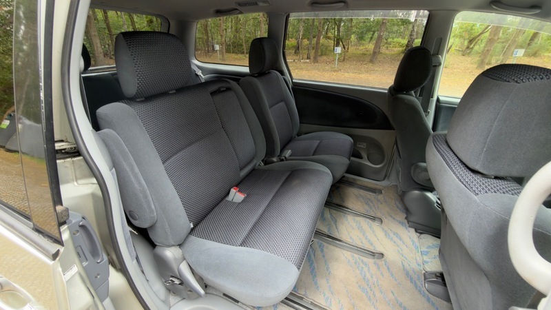 Toyota Estima Mpv Silver #6