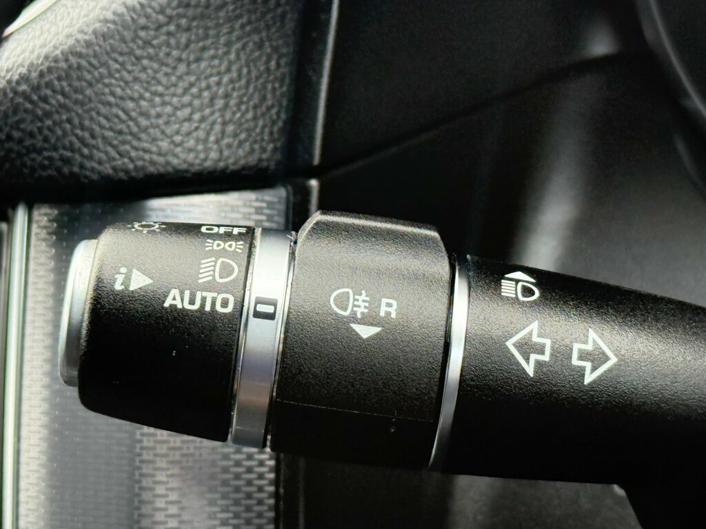 Jaguar XF D Portfolio Black #20