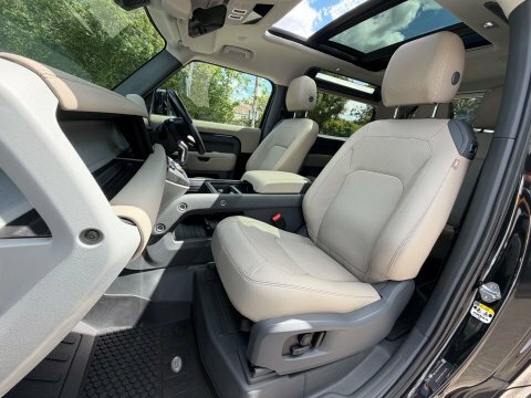 Land Rover Defender 90 Automatic Black #26