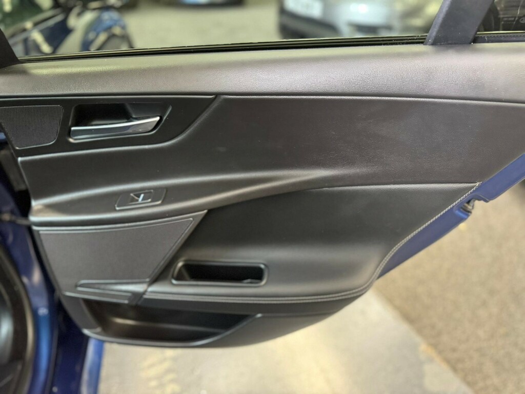 Jaguar XE S Black #20