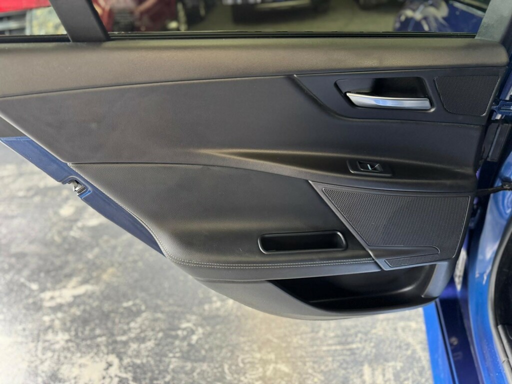 Jaguar XE S Black #22