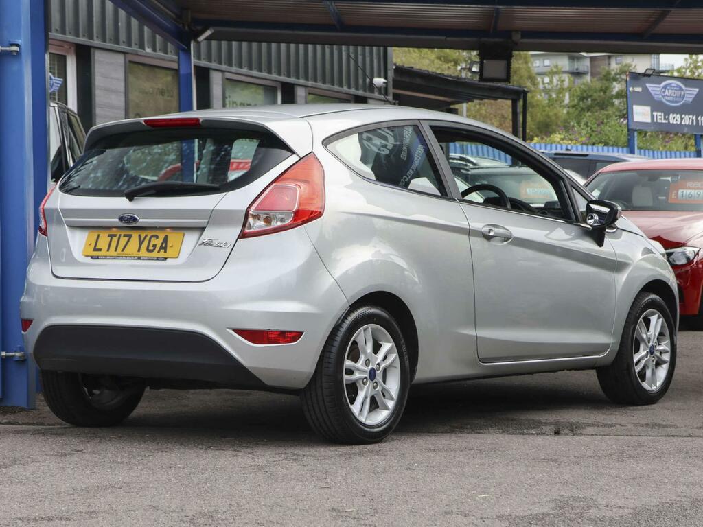 Ford Fiesta Zetec Silver #2