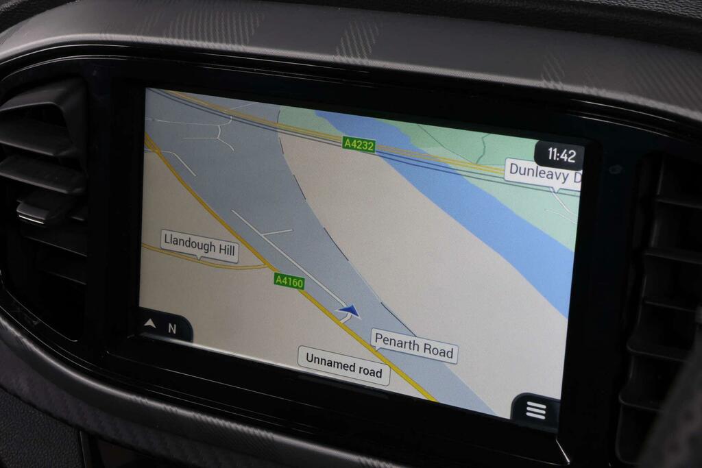 MG MG3 Exclusive Nav White #6