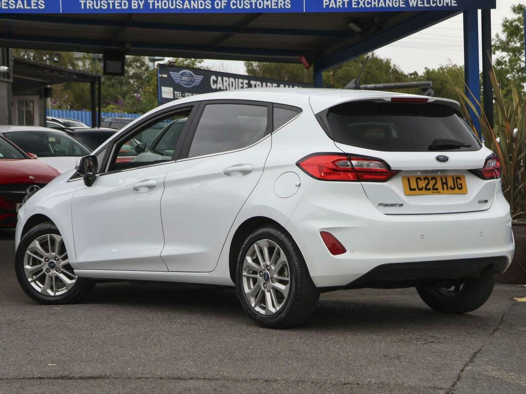 Ford Fiesta Titanium White #2