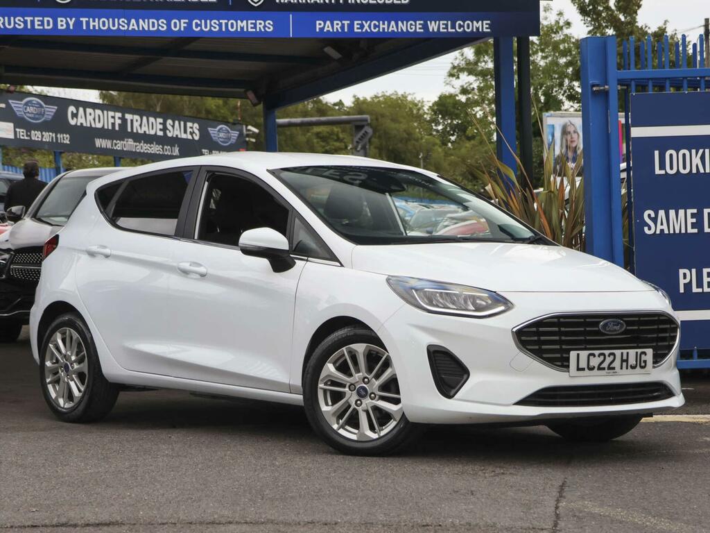 Ford Fiesta Titanium White