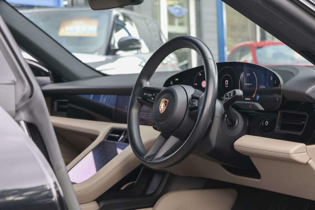 Porsche Taycan Performance 79.2Kwh Rwd 11Kw Charger Black #4