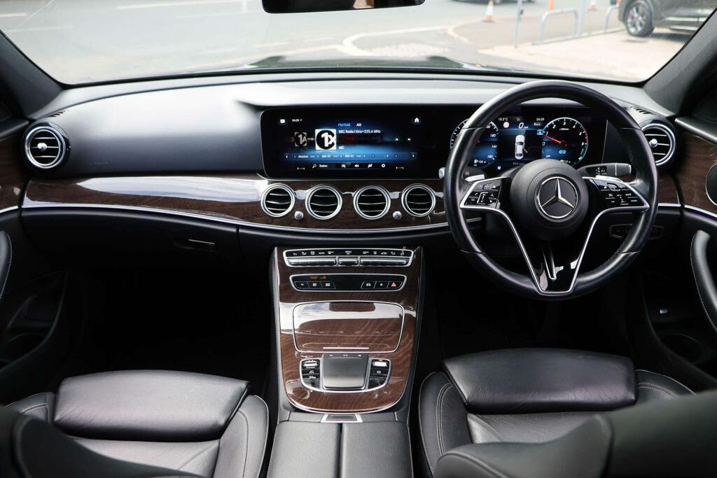 Mercedes-Benz E Class 2.0 E220d Amg Line G-tronic Euro 6 Ss White #11