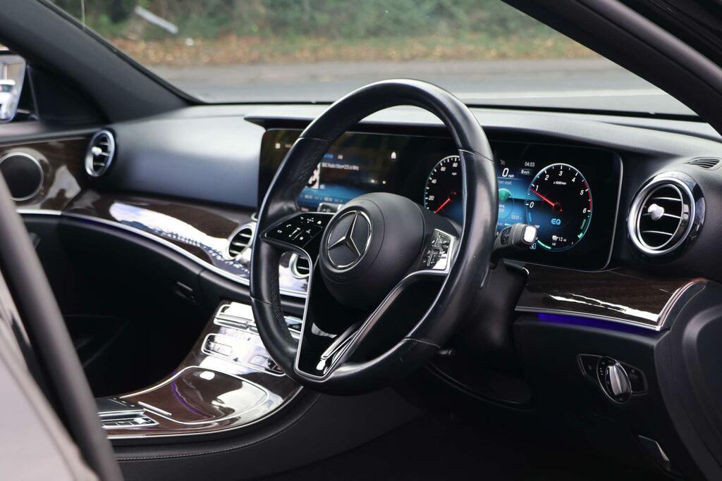 Mercedes-Benz E Class 2.0 E220d Amg Line G-tronic Euro 6 Ss White #7