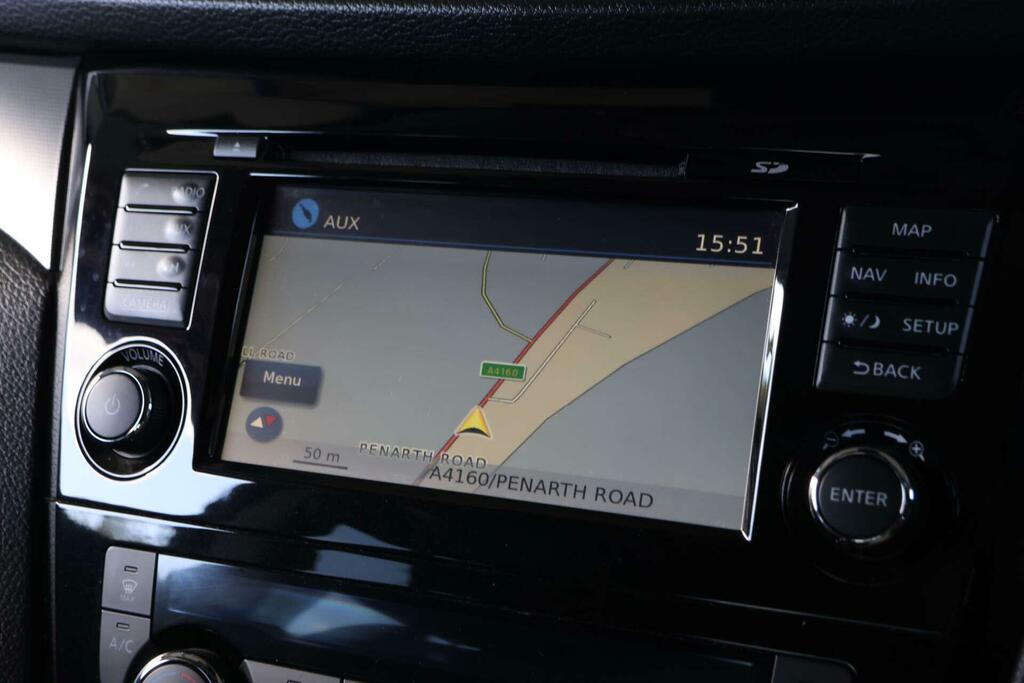 Nissan Qashqai N-connecta Red #4