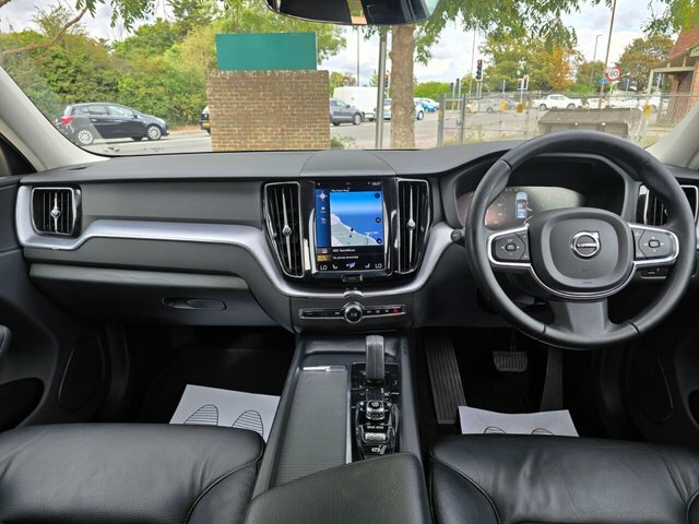 Volvo XC60 2.0 D4 Momentum Black #30